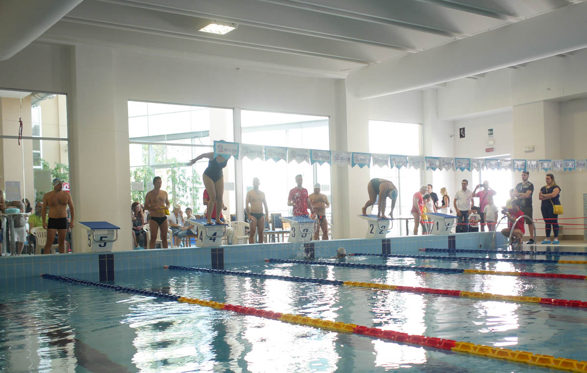 A swimming pool with multiple lanes